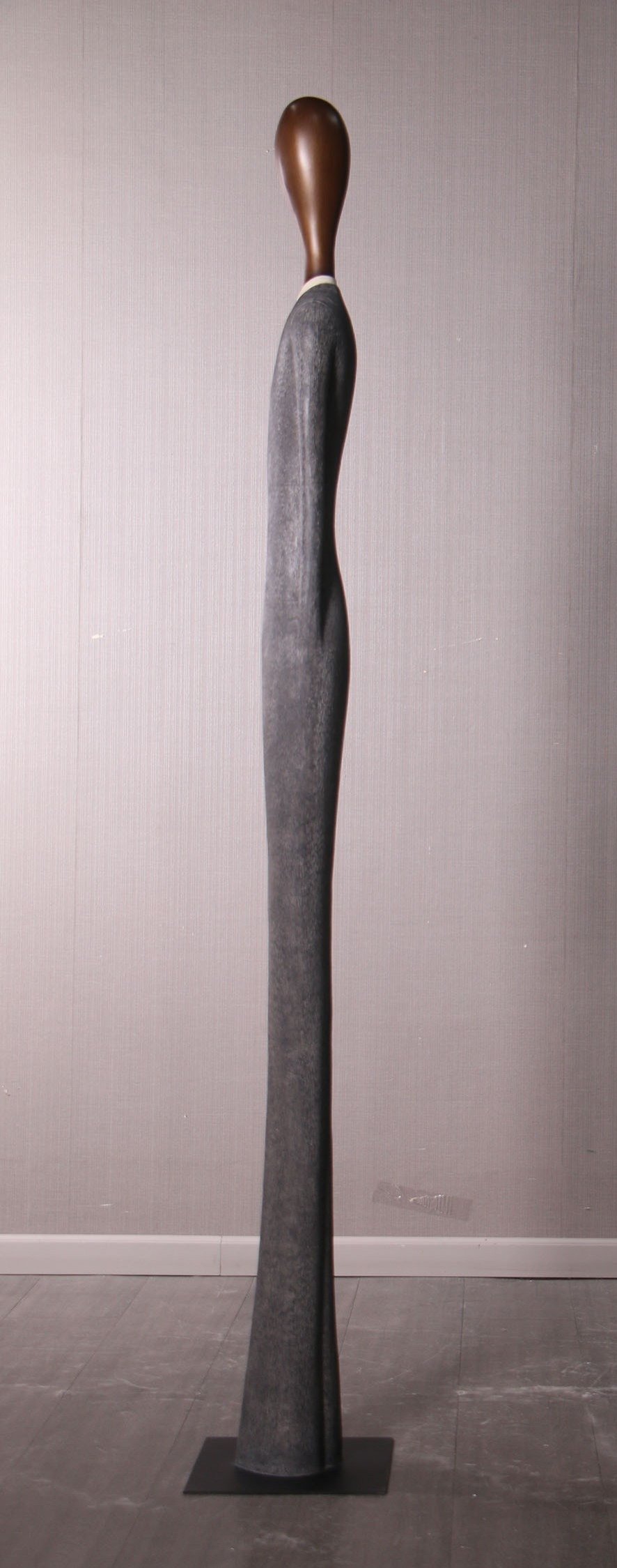 Modern Strength Elegance Payo Statue