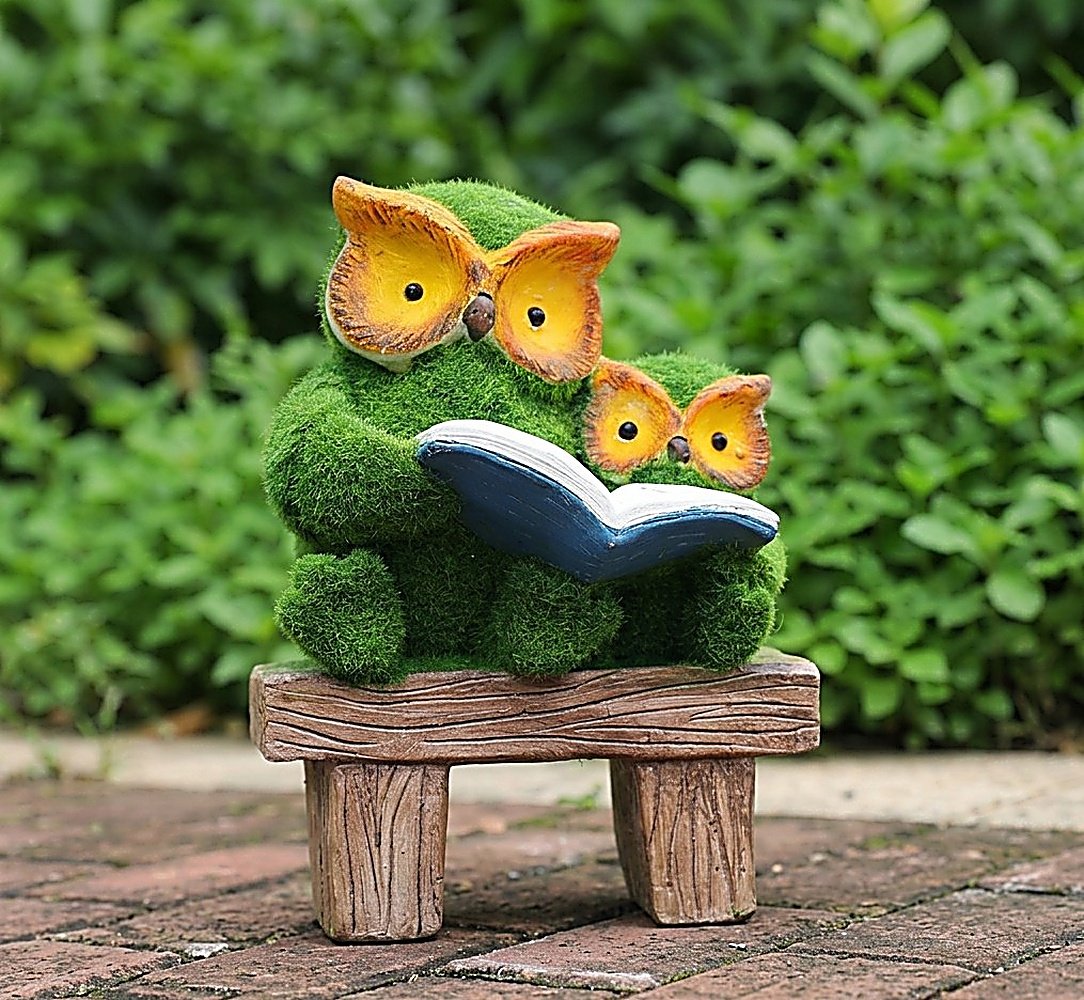 Green Turf Owl Family Reading Sculpture