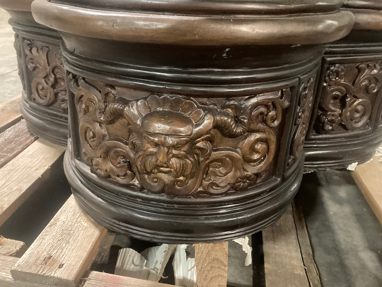Bronze 4 Season Lady with Lion Face Fountain 93 Inch Close Up Image
