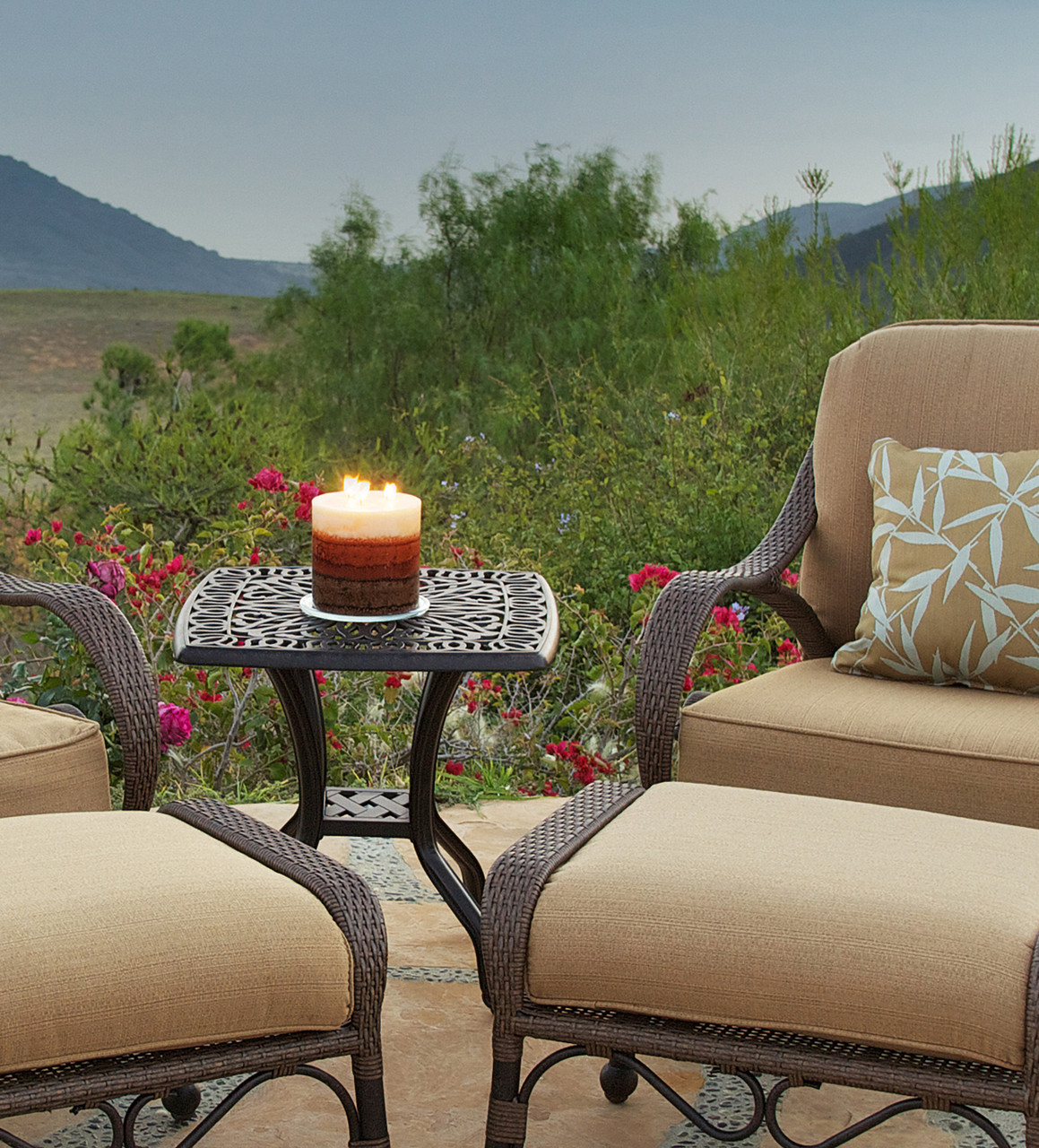 Grand Bonaire Weave Outdoor Side Table Room Scene