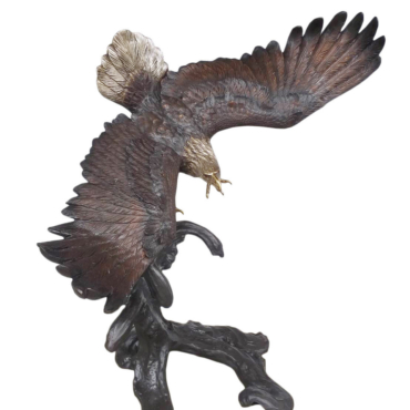 Eagle Flying Left 63 Inches Tall Room Scene