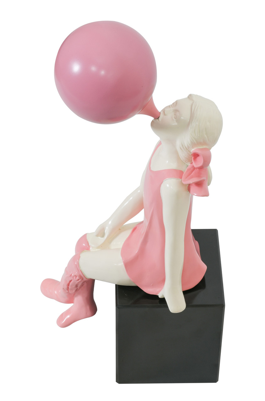 Bubblegum Girl Close Up Image