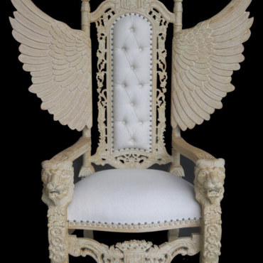 Beachstone Lion King Chair with Wings