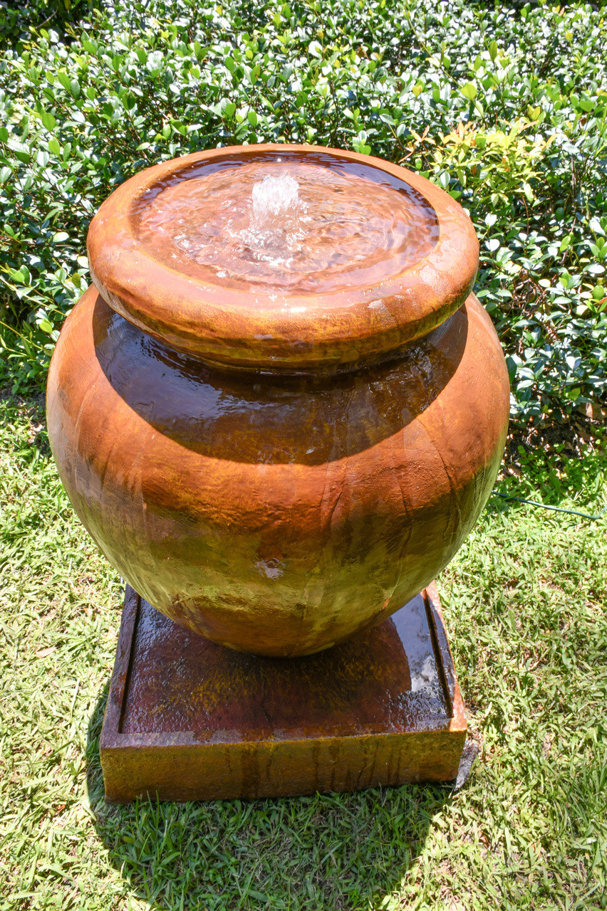 12024667H.jpg