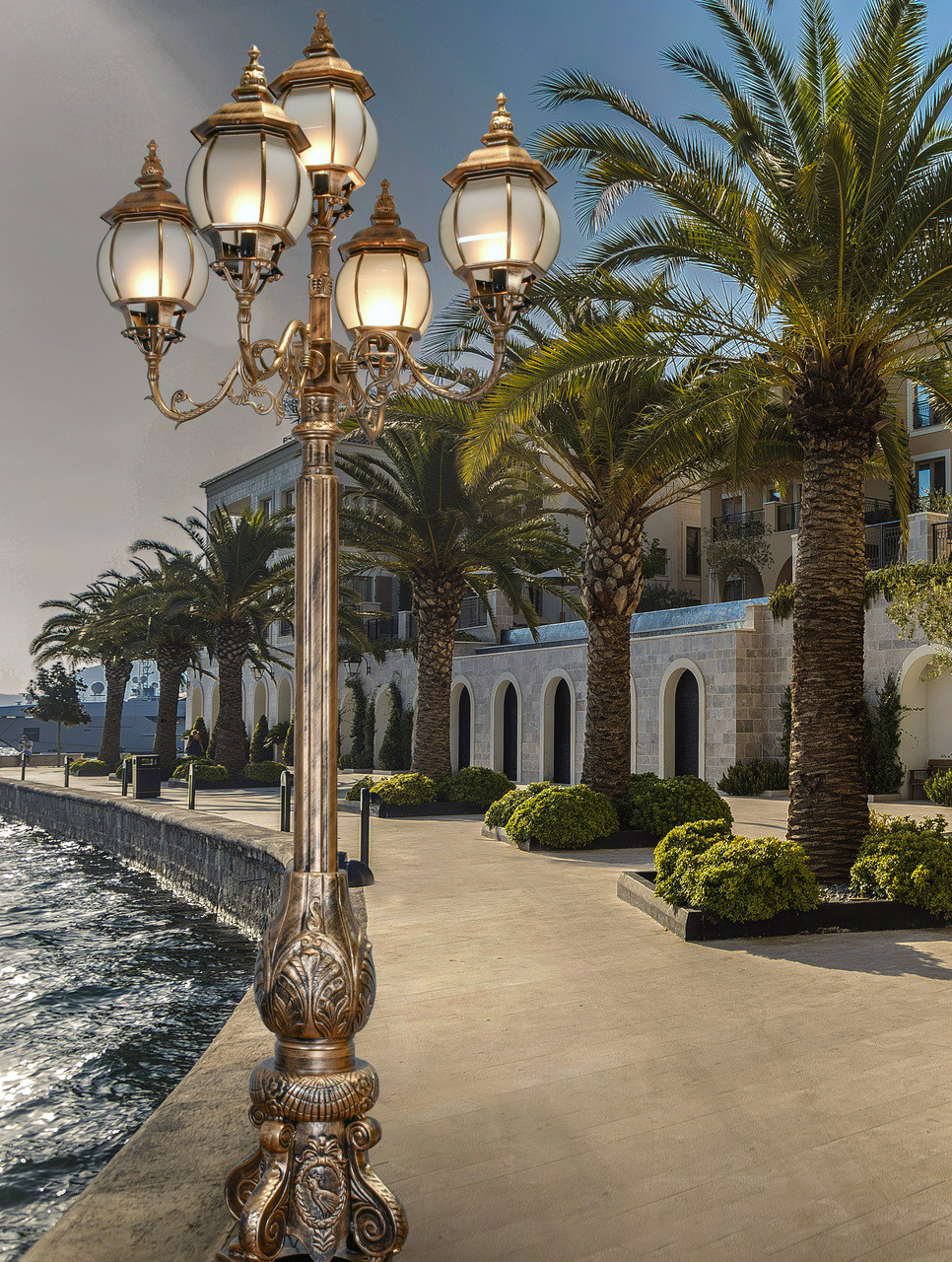 Estate Powder Coated Aluminum 5 Light Street Lamp Room Scene