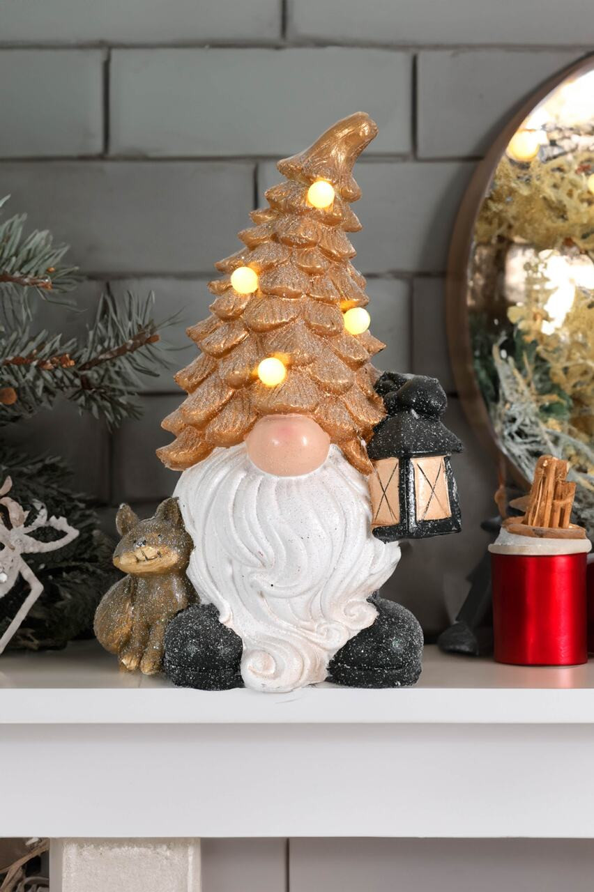 Twilight Gnome with Fox and Lantern Room Scene