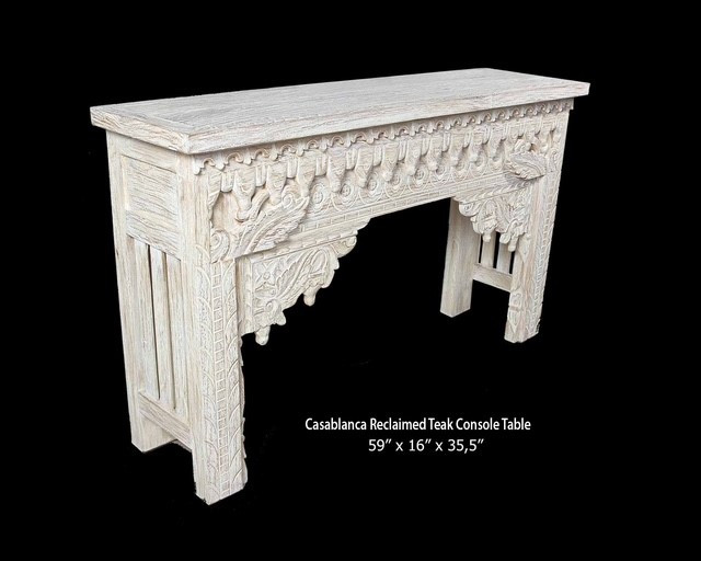 Casablanca Console Table Room Scene