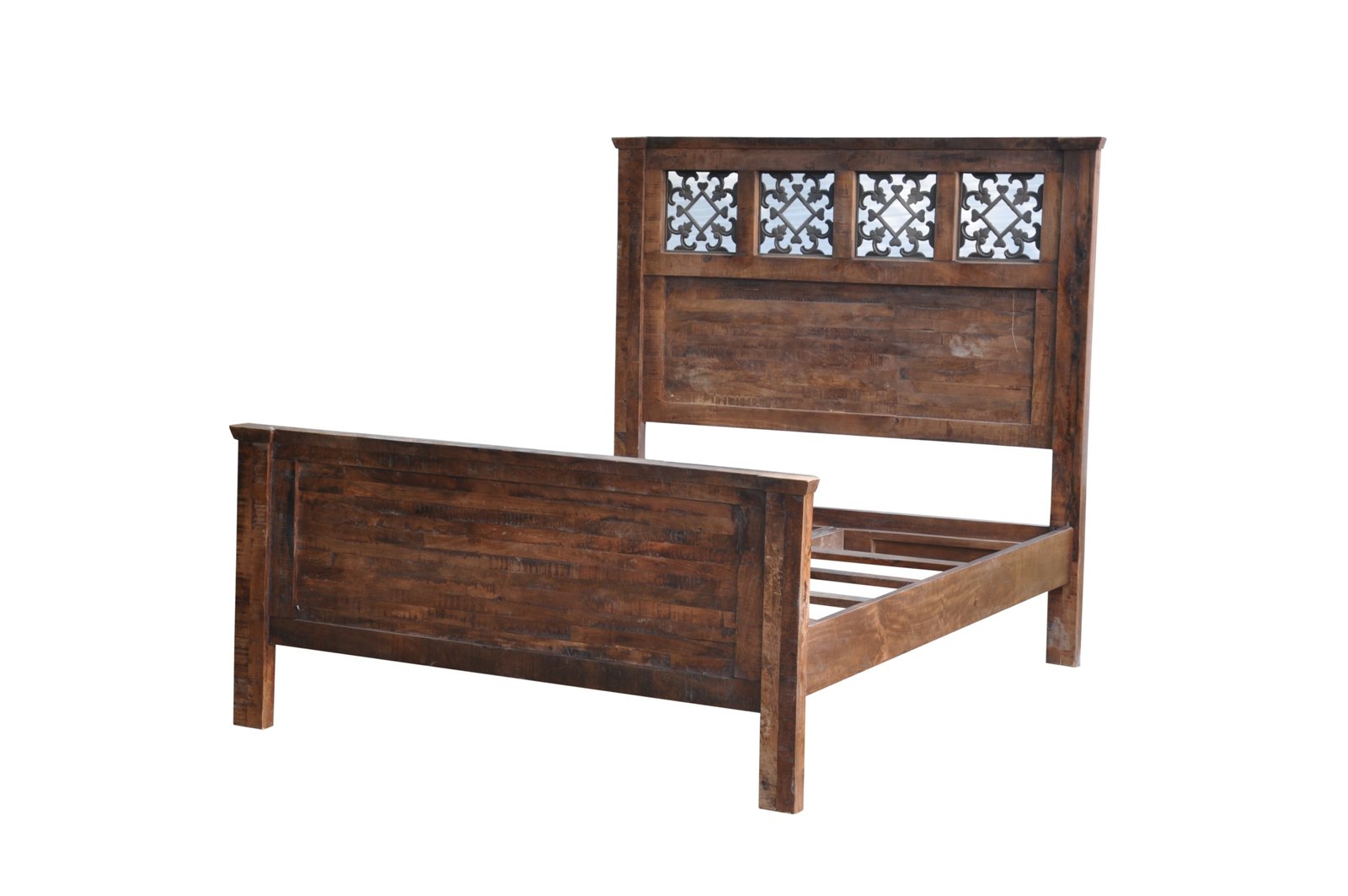 Mountain Studio Vintage Queen Bed
